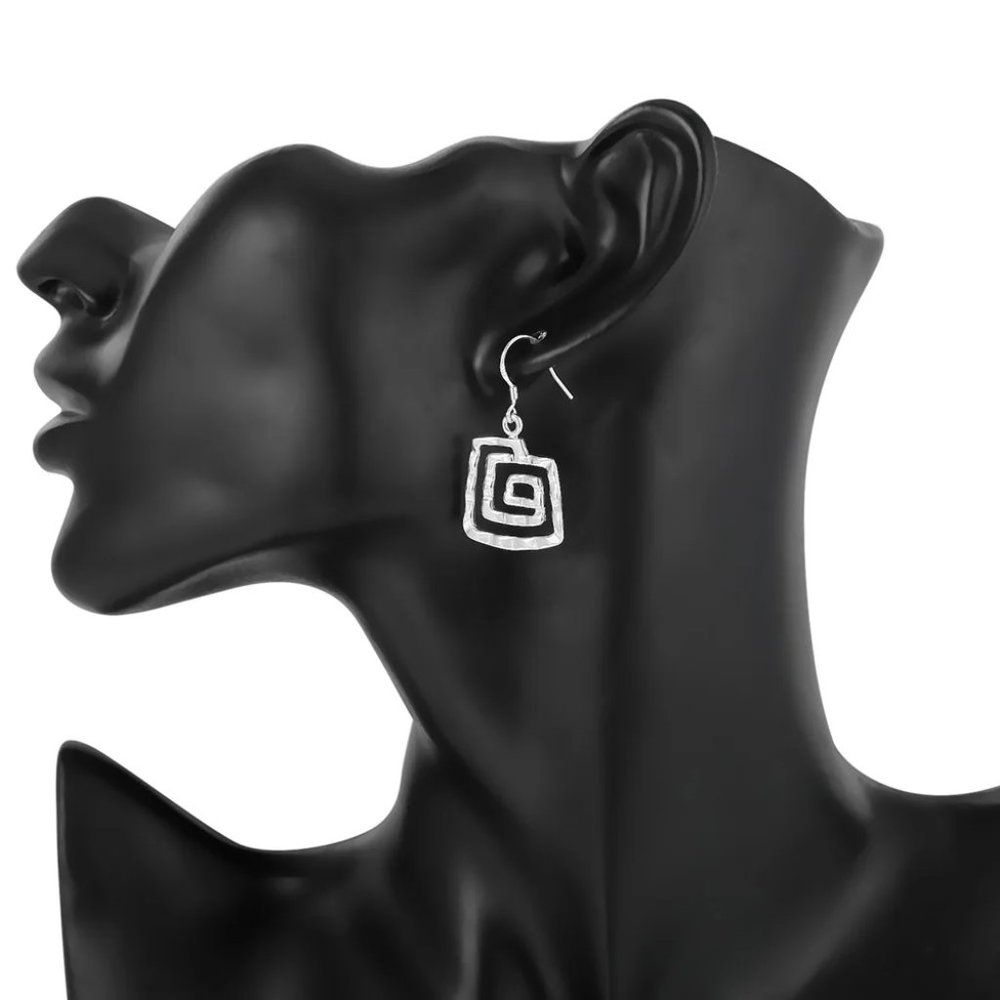 Gorgeous Sterling Silver Square Geometric Hanging Earrings - Picture 7 of 8
